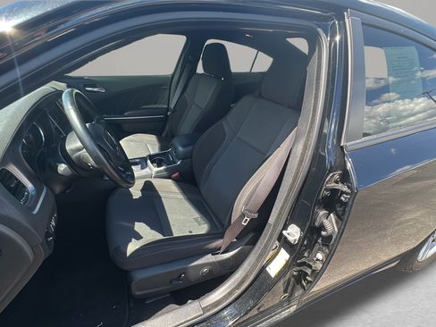 Used 2020 Dodge Charger SXT RWD image 17