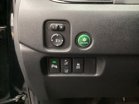Used 2021 Honda Pilot Touring image 34