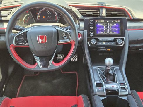 Used 2019 Honda Civic Type R image 10