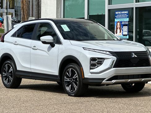 New 2025 Mitsubishi Eclipse Cross SE image 2