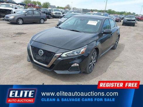 Used 2020 Nissan Altima 2.5 SR FWD image 4
