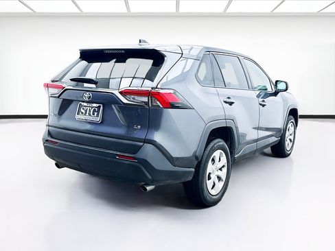 Used 2024 Toyota RAV4 LE image 4