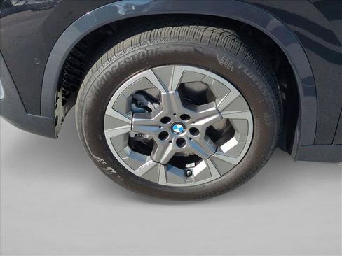 Used 2025 BMW X1 xDrive28i w/ Technology Package AWD/4WD image 25