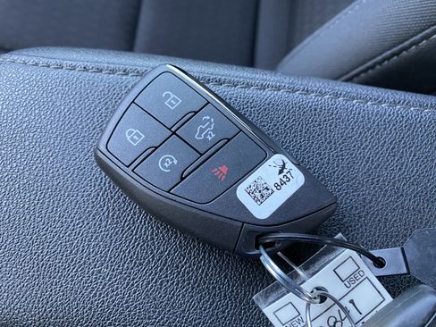 Used 2024 Chevrolet Silverado 1500 Custom image 34