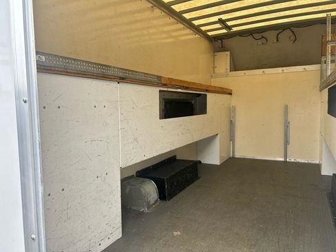 Used 2012 Ford E-350 and Econoline 350 Super Duty RWD image 11