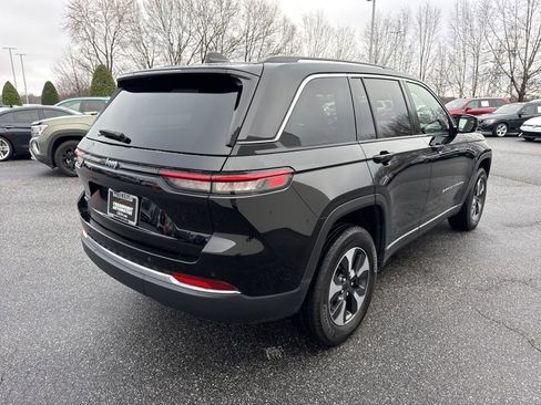 Used 2022 Jeep Grand Cherokee Limited 4xe image 7