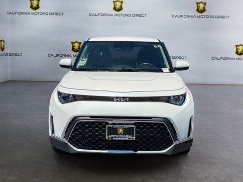 Used 2023 Kia Soul S FWD image 8