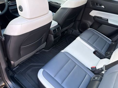 Used 2024 Honda Prologue Touring image 4