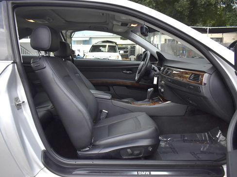 Used 2011 BMW 328i xDrive Coupe AWD/4WD image 13