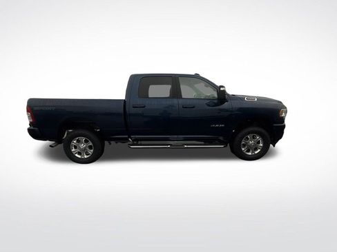 Used 2024 RAM 2500 Big Horn w/ Sport Appearance Package image 9