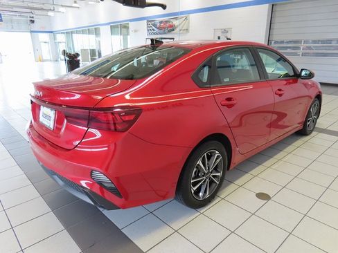 Used 2024 Kia Forte LXS image 13