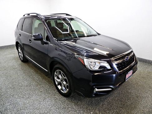 Used 2017 Subaru Forester 2.5i Touring w/ Popular Package #2 AWD/4WD image 3