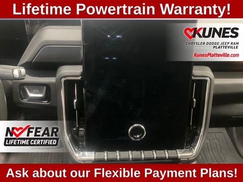 Used 2025 GMC Yukon Denali w/ LPO, Floor Liner Package image 20