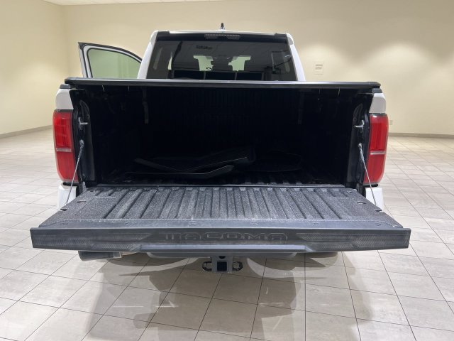 Used 2025 Toyota Tacoma SR5 RWD image 23