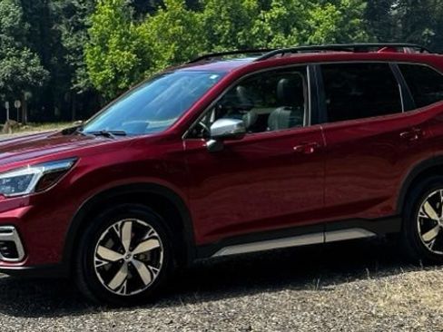 Used 2021 Subaru Forester Touring w/ Popular Package #2 AWD/4WD image 5