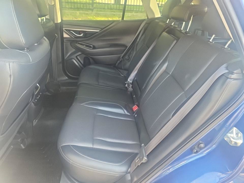 Used 2021 Subaru Outback Limited AWD/4WD image 6