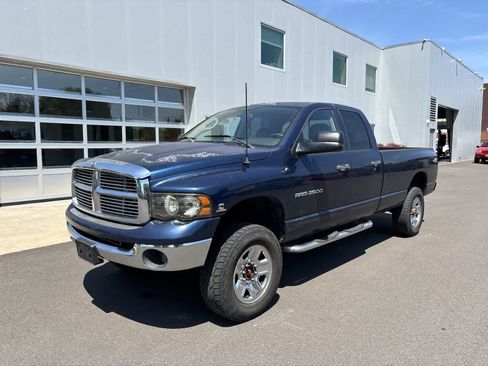 Used 2004 Dodge Ram 2500 Truck SLT w/ Trailer Tow Group AWD/4WD image 1