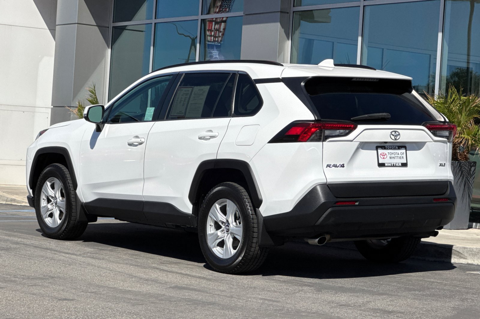 Certified 2019 Toyota RAV4 XLE w/ Carpet Mat Package FWD image 8