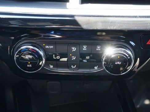 New 2026 Chevrolet Trax RS w/ Driver Confidence Package image 28