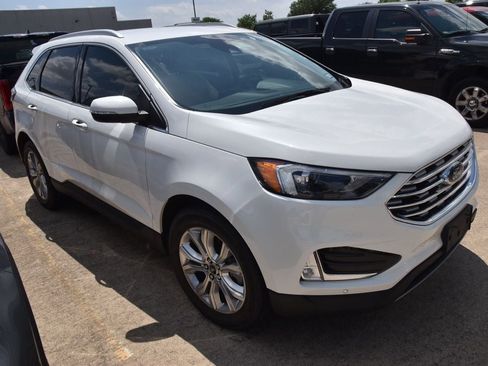 Used 2023 Ford Edge Titanium AWD/4WD image 4