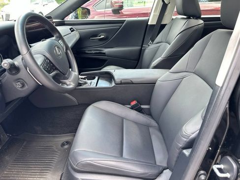 Used 2023 Lexus ES 350 w/ Premium Package FWD image 3