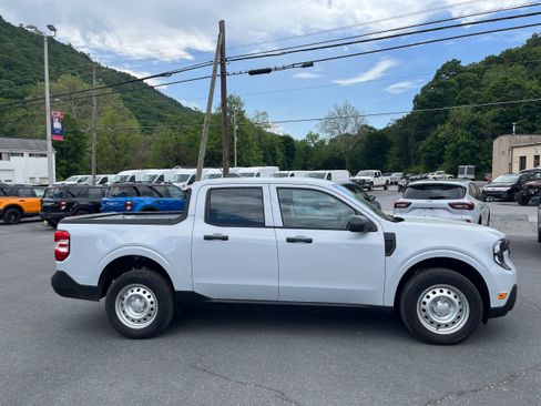 New 2026 Ford Maverick XL AWD/4WD image 4