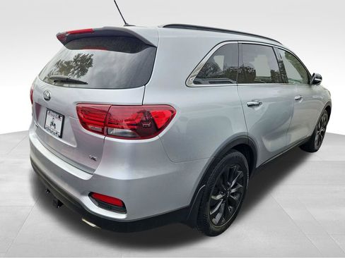 Used 2020 Kia Sorento S image 5