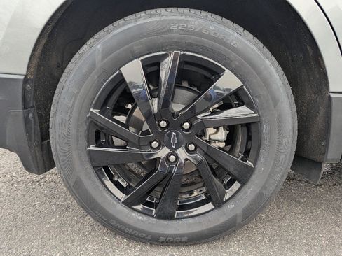 Used 2023 Chevrolet Equinox LS w/ LS Convenience Package image 12