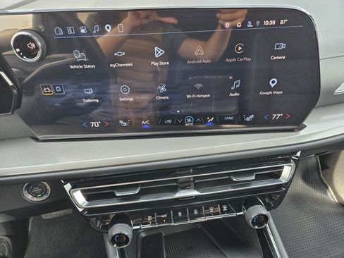 New 2026 Chevrolet Traverse LT FWD image 12