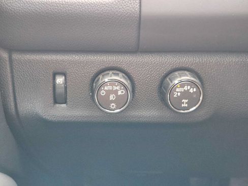 Used 2018 Chevrolet Colorado LT w/ LT Convenience Package AWD/4WD image 22