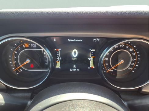 Used 2023 Jeep Wrangler Sport S w/ Sun And Sound Package image 20