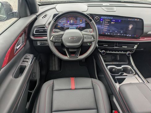 New 2026 Chevrolet Traverse RS image 18