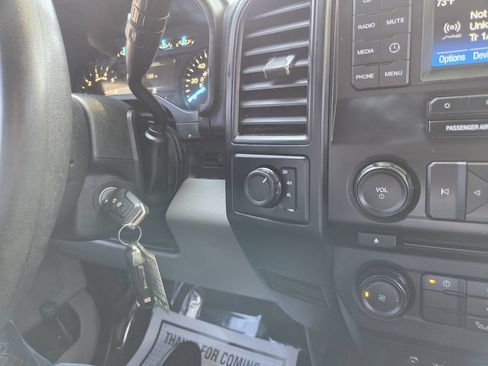 Used 2015 Ford F150 XL w/ Equipment Group 101A Mid AWD/4WD image 31