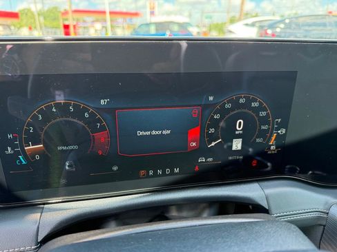 Used 2024 Ford Mustang GT Premium RWD image 13