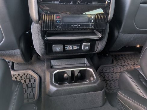 New 2026 Jeep Grand Wagoneer L Limited AWD/4WD image 47