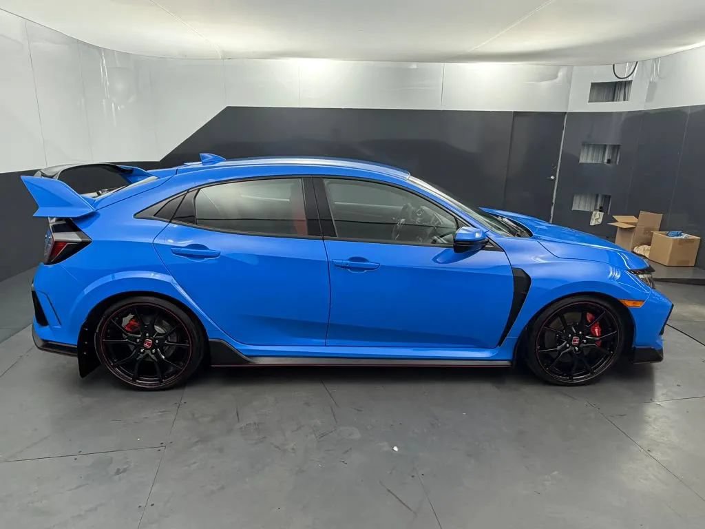 Used 2021 Honda Civic Type R image 6