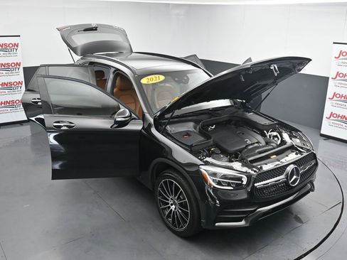 Used 2021 Mercedes-Benz GLC 300 4MATIC image 40