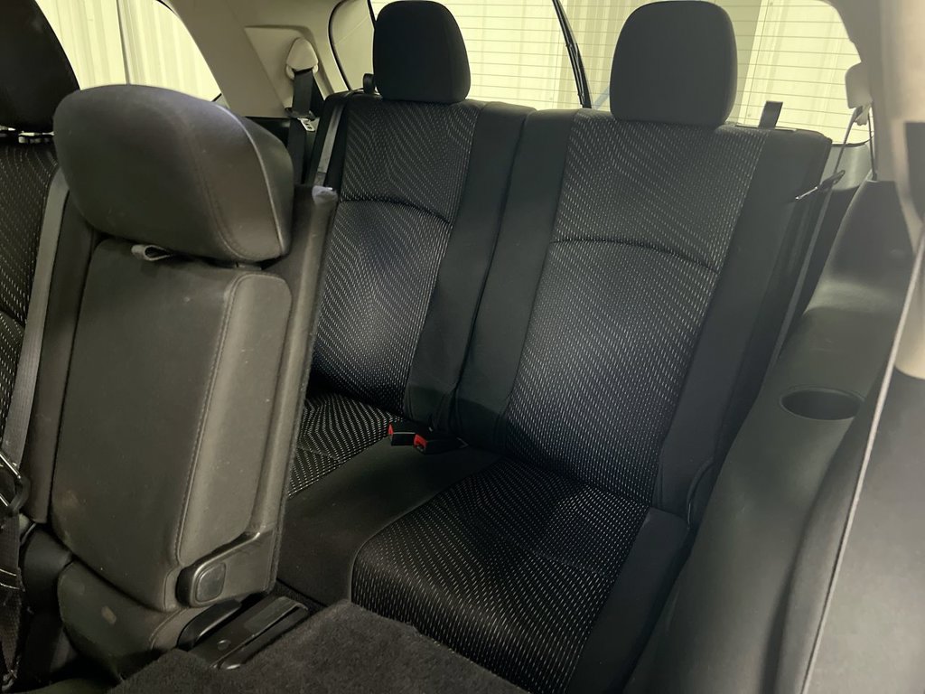 Used 2015 Dodge Journey SXT w/ Flexible Seating Group FWD image 23