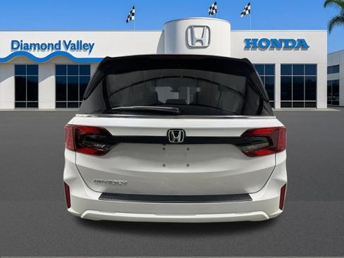 New 2026 Honda Odyssey EX-L image 4