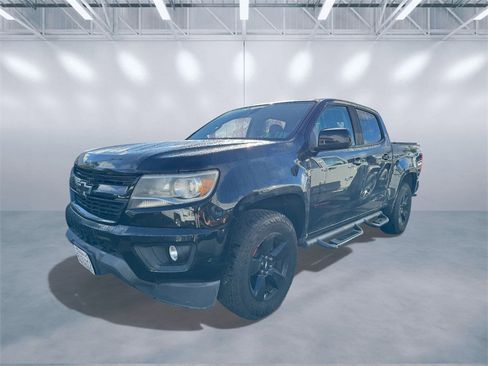 Used 2019 Chevrolet Colorado LT w/ Redline Special Edition image 22
