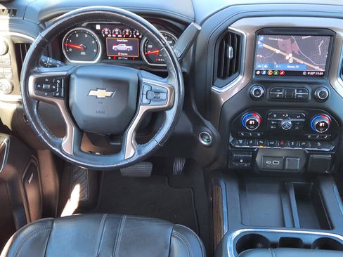 Used 2020 Chevrolet Silverado 3500 High Country w/ Z71 Off-Road Package image 28