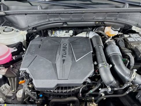 Used 2024 Hyundai Santa Fe SEL image 33