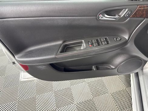 Used 2013 Chevrolet Impala LS FWD image 11