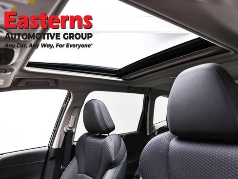 Used 2022 Subaru Forester Premium image 37