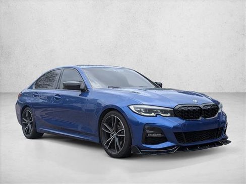 Used 2021 BMW 330i Sedan w/ M Sport Package RWD image 3