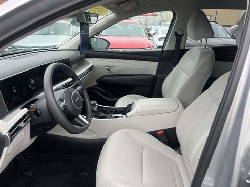 Certified 2025 Hyundai Tucson SEL image 16