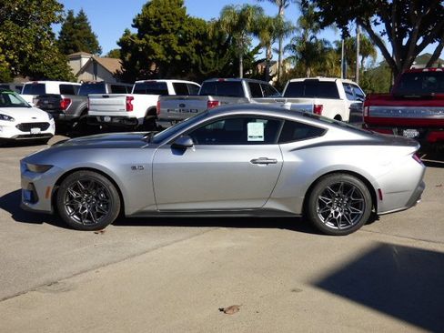 New 2026 Ford Mustang GT Premium w/ GT Performance Package image 6