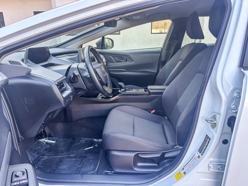 Used 2023 Toyota Prius LE image 21