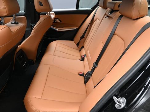 Used 2023 BMW 330i xDrive Sedan w/ Premium Package image 29