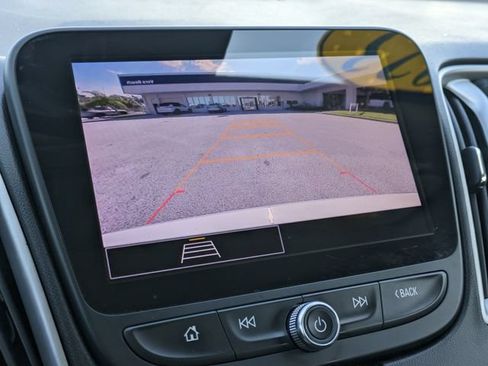 Used 2023 Chevrolet Malibu LT FWD image 27
